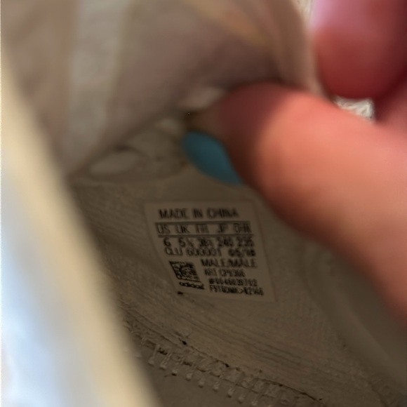 Yeezys - Picture 6 of 6